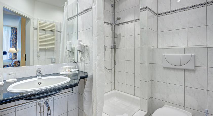 Haus Seeblick Hotel Garni & Ferienwohnungen Penzance Oda fotoğraf