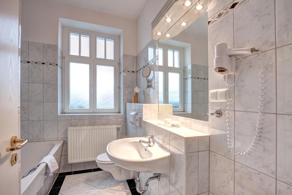 Haus Seeblick Hotel Garni & Ferienwohnungen Penzance Dış mekan fotoğraf