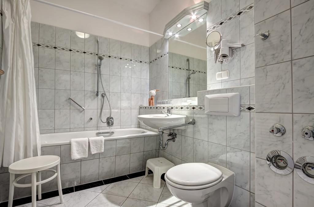 Haus Seeblick Hotel Garni & Ferienwohnungen Penzance Dış mekan fotoğraf